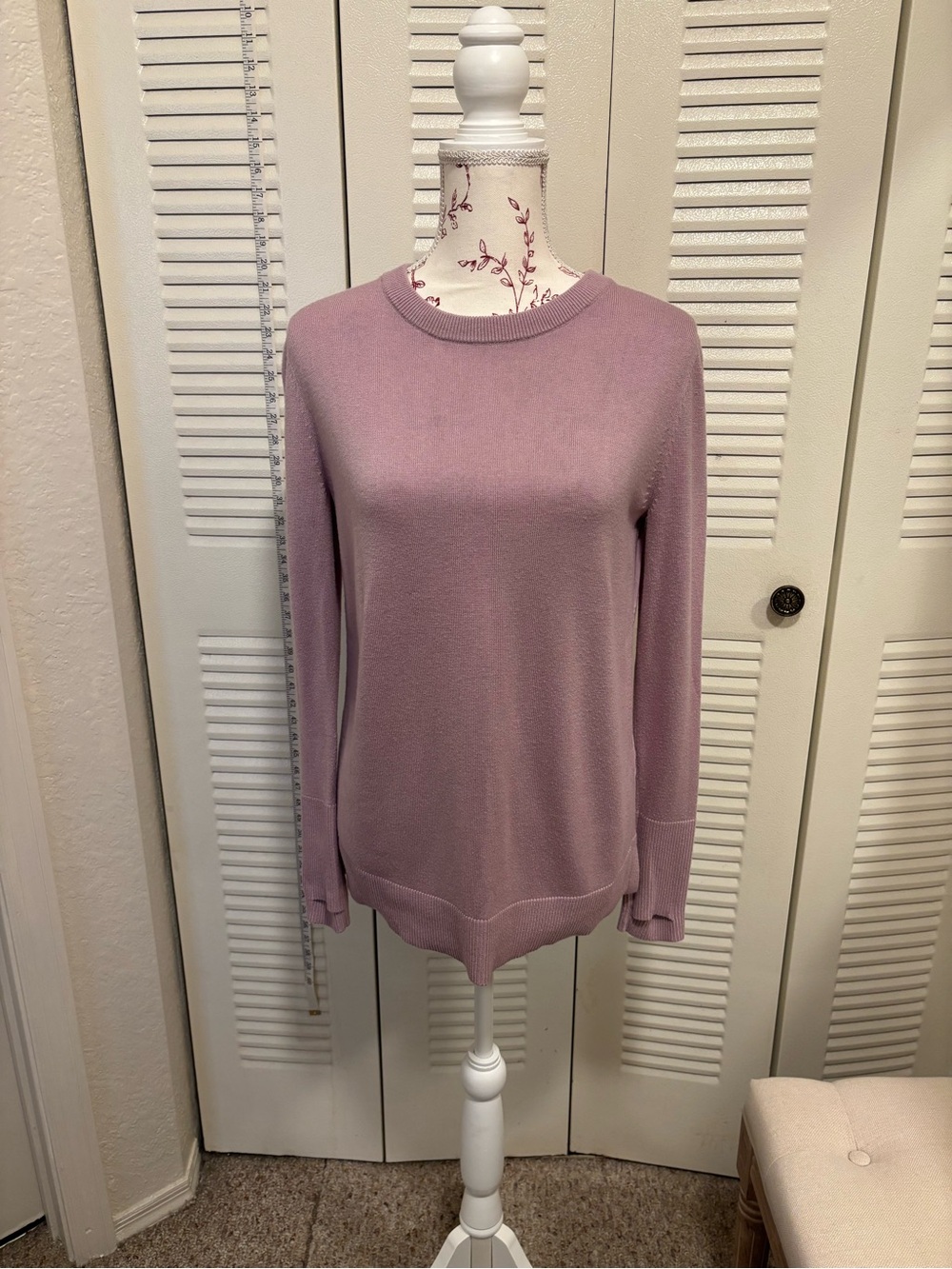 Lululemon Crewneck Sweater in Dusty Lilac